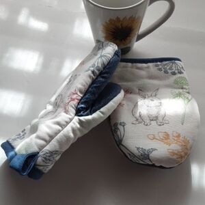 Martha Stewart Everyday Mini Mitts with Floral and Rabbit Design